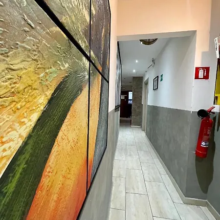 Hostel Old Milaan