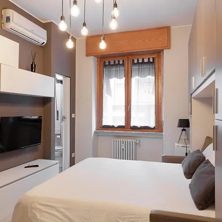 The Studio - Centrale Via Zuretti Apartment