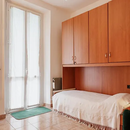 Hostmate - - Via Rovereto