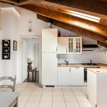 Elegant Loft With Wooden Ceilings- Isola District- Farini 27 Apartamento *