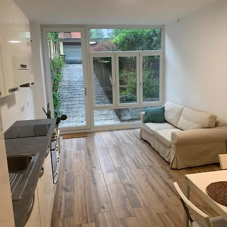 Apartment Rafqa San Siro's View Lotto Life De Angeli Fiera With Garden