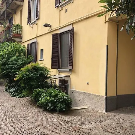 Da Noi Sul Naviglio * Milán