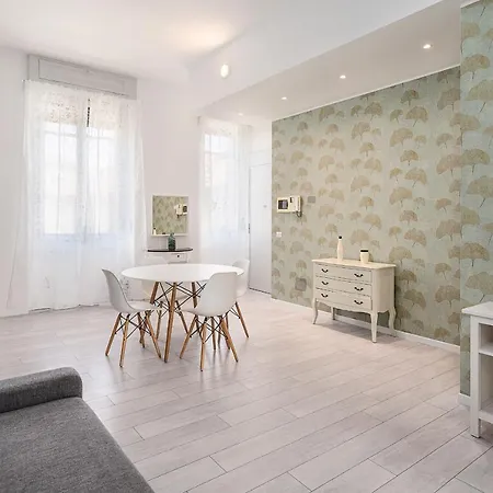 Hemeras Boutique Homes - 4 Design Homes In Center * Milan
