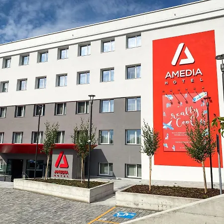 Hotel Amedia Milan, Trademark Collection By Wyndham 4*