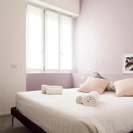 Youhosty - Meravigli R2 Big 16 Apartment Milan