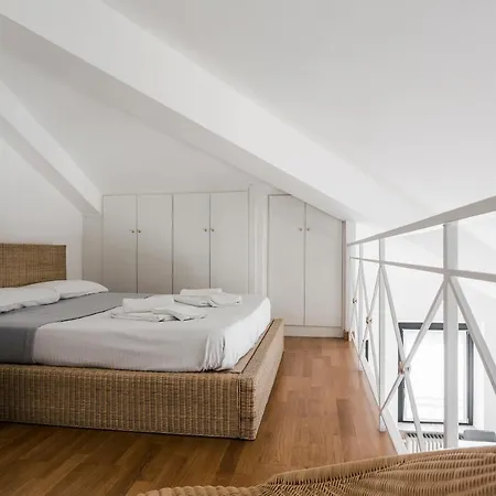 Apartament Hostmate - - Vicolo Fiori - Brera *