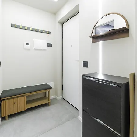 Guesthost - Bullona Design Flat - M5 Domodossola Milano