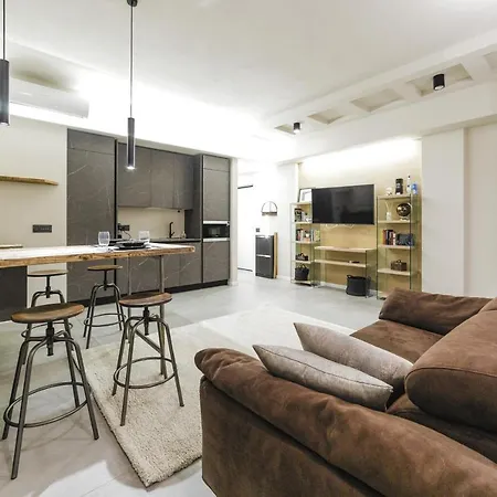 Guesthost - Bullona Design Flat - M5 Domodossola Daire