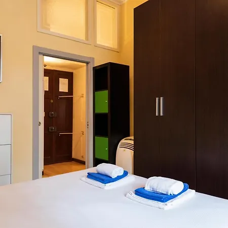 Apartment Colorful Porta Romana Milan