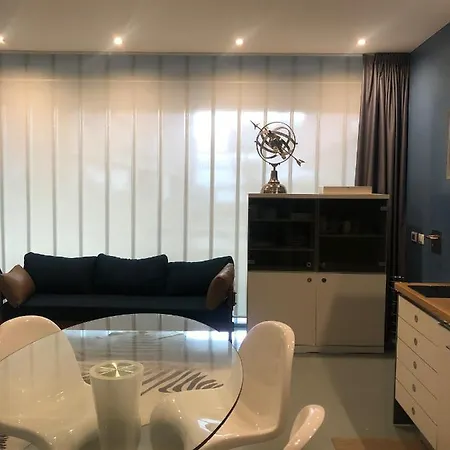 A14 Business Suite Διαμέρισμα *