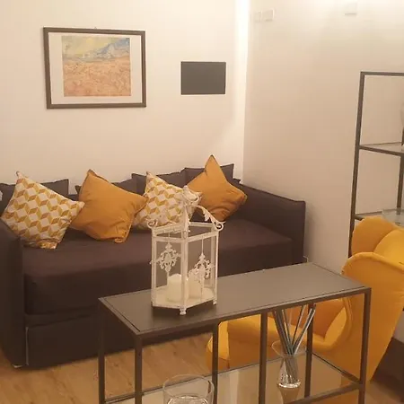 Apartman Isola Dal Verme Flat *
