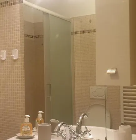 Isola Dal Verme Flat Apartman *