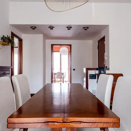 Apartamento The Best Rent - Large And Bright Two-bedrooms With Balcony