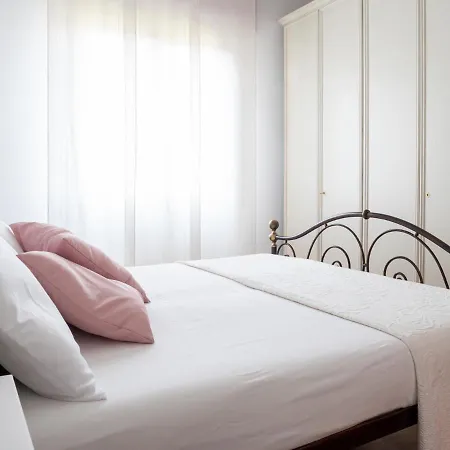 The Best Rent - Large And Bright Two-bedrooms With Balcony Apartamento