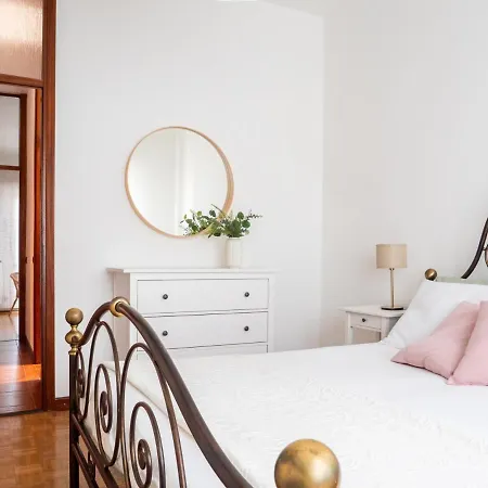 The Best Rent - Large And Bright Two-bedrooms With Balcony Milão