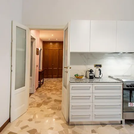 Giustiniano Guest House Pensjonat *