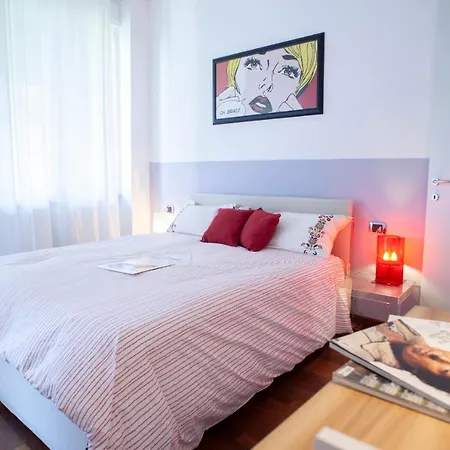 Pop_house, In The Heart Of Milano! 아파트 밀라노