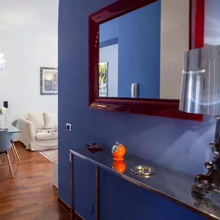 Pop_house, In The Heart Of Milano! 아파트 *