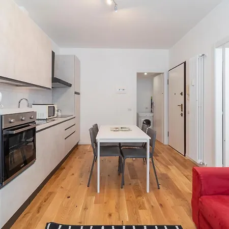 Renovated Flat Close To Navigli - Fra Bartolomeo Milan