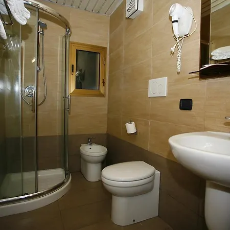 Adler Hotell