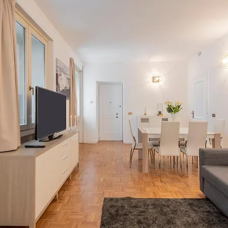 Royal - Centro Lejlighed Milano