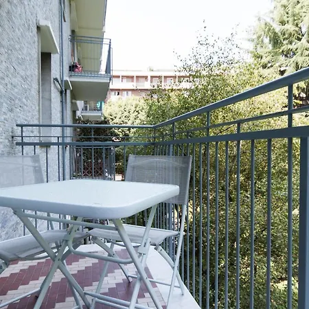 Youhosty - Solari 43 Daire Milano