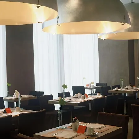 Nhow Hotel 4*