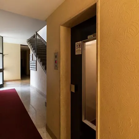 De Angeli - 2 Bedroom *