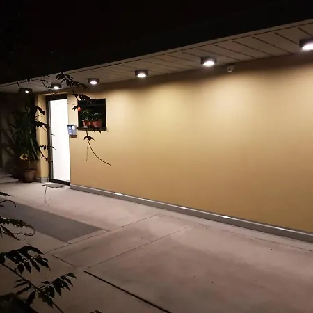 Brand New Ortiquattro Mediolan