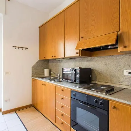 Cute One Bedroom Flat In The Center Of Milan Qs004 아파트 *