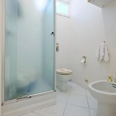Stunning 1-bed In Apartamento