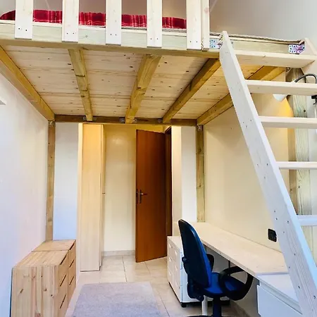Room In Lodge - Single Room In Shared Apartment *