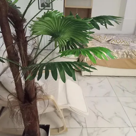 Room In Lodge - Basement In Shared Apartment * Milano