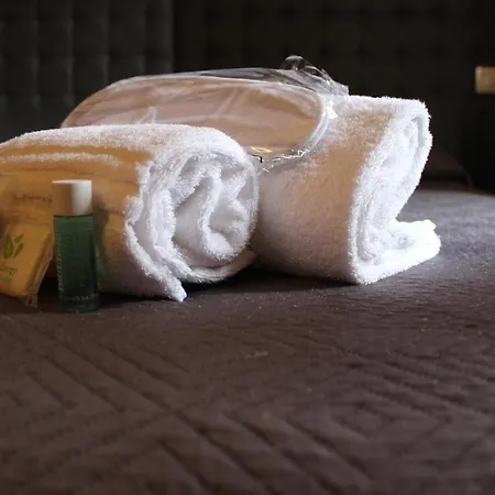Ares Hotel