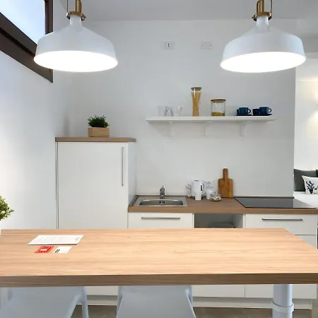 Easy Navigli 아파트 *