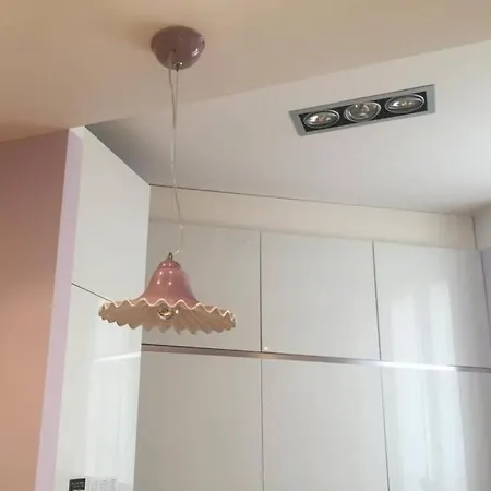 Squisito In Stabile Vecchia 아파트 *