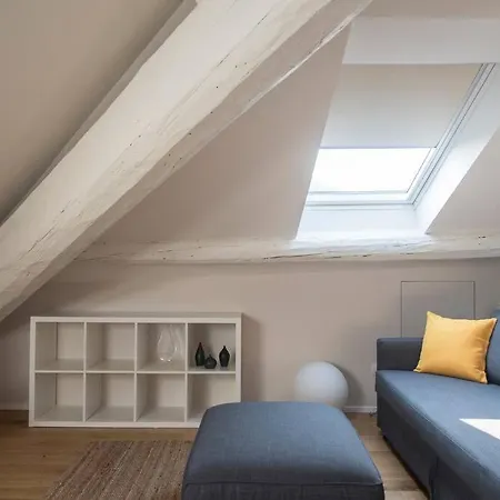 Breathtaking Castle View Youhosty - Quintino Sella Apartament *