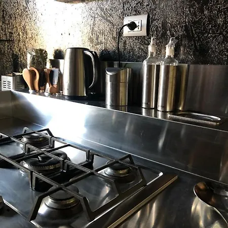 Lippi 42 Exclusive Luxury Milan