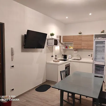 Apartment Sweet *