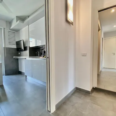 Bright 4-bedroom Near San Siro Milánó