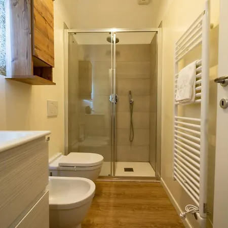 아파트 The Rent - Lovely Loft With Balcony Near Piazza Vetra *