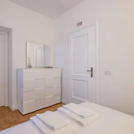 Royal - Centro Brera * Milánó