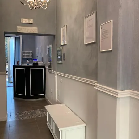 Giovanna Hotel