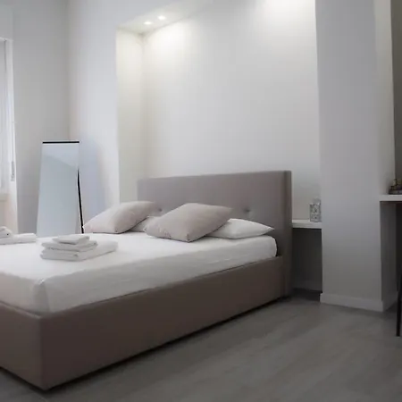 Bnbutler - Aquileia - Bilocale A Due Passi Da Navigli E Museo Scienza