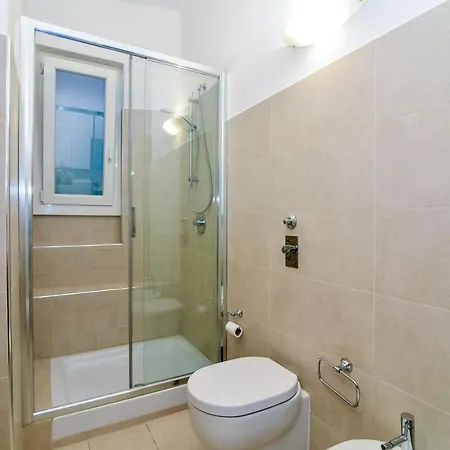 The Rent - Viale Corsica Appartamento Milano