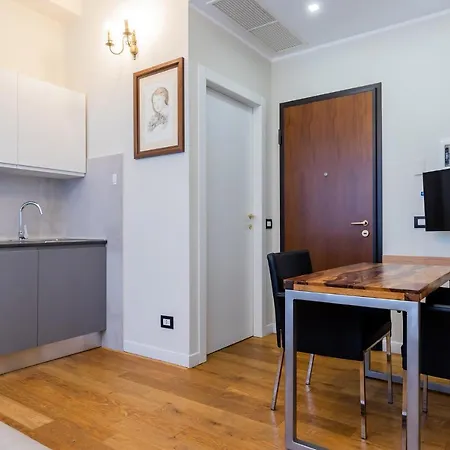 Retreats Cadorna Duomo Appartement