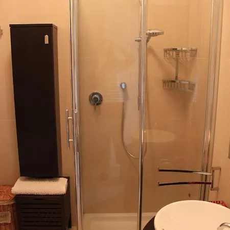 Squisito In Stabile Vecchia