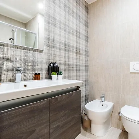 Appartement Retreats Cadorna Duomo Milaan