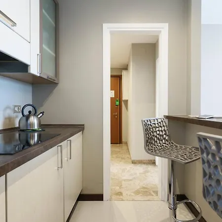 Contempora - Elvezia Park - Studio Overlooking The Park - E53