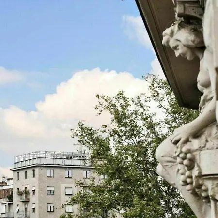 Bacone Liberty Vittoria By Halldis * Milan